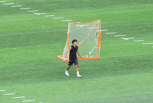 荷兰大名单：范戴克领衔；费耶诺德球员瓦伦特首次入选